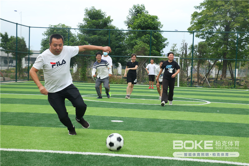 柏克杯足球友谊赛